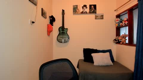 Ares online show from February 19, 6:10 pm