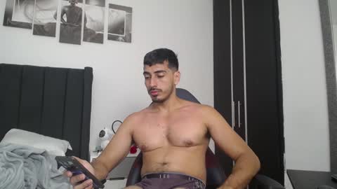 ARES online show from February 3, 12:25 pm