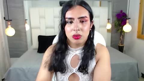 Ari  online show from February 28, 3:37 pm