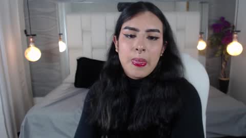 Ari  online show from March 8, 5:49 am