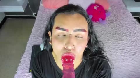 Ari  online show from March 4, 1:59 pm