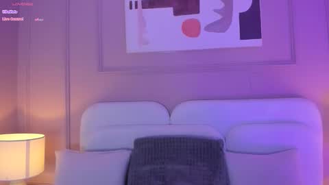 Aria  online show from December 15, 12:06 am