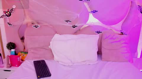 Aria Jones online show from October 22, 3:03 pm