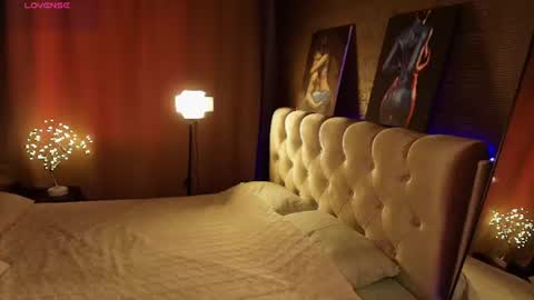 aria_mila online show from June 17, 6:18 am