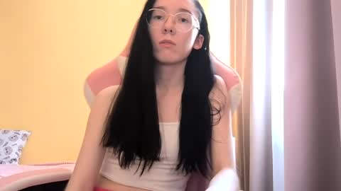 Aria online show from April 8, 5:32 am