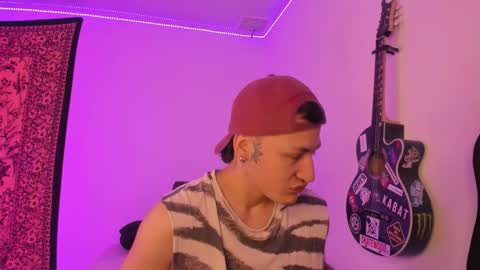 Aria and Orien online show from March 28, 3:02 pm