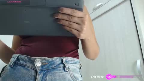 ariacoral online show from October 6, 12:23 pm