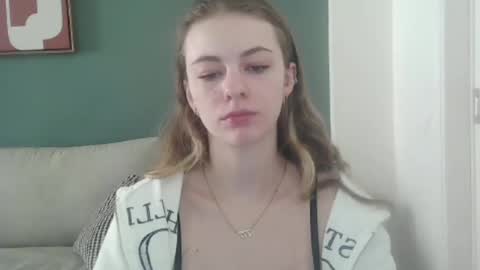 AriaCreazy online show from September 27, 8:01 am