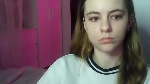 AriaCreazy online show from December 3, 9:28 pm