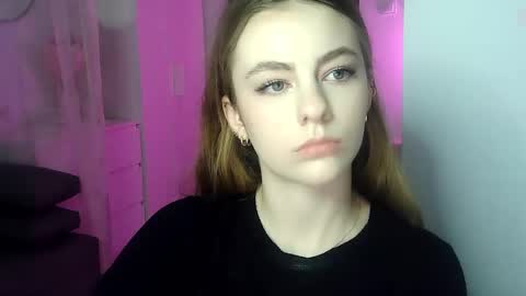 AriaCreazy online show from December 13, 6:59 pm