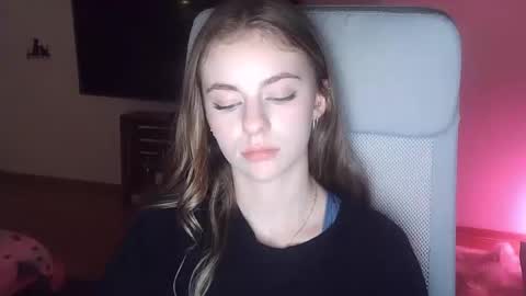 AriaCreazy online show from November 8, 9:18 pm