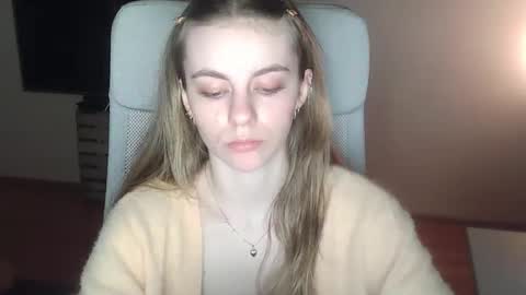 AriaCreazy online show from January 18, 9:02 pm