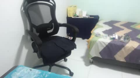 ...Ariana... online show from March 23, 5:29 pm