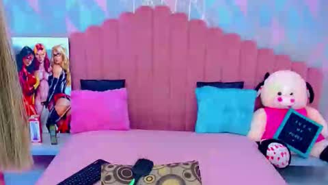 ARIADNA online show from December 17, 3:35 am