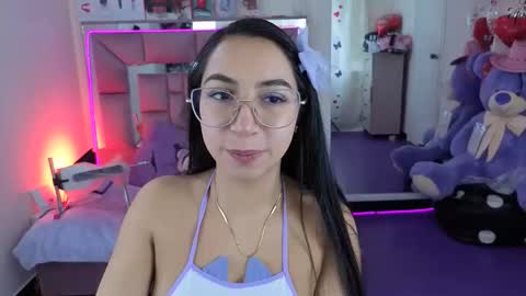 ariadnacappelletty online show from November 19, 4:06 pm