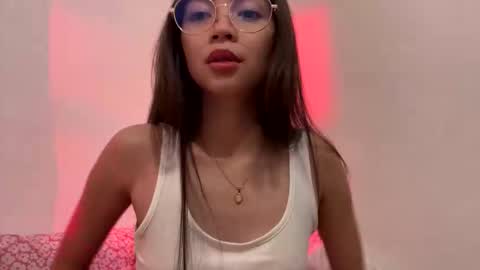 Snapshot of ariamariz chatting on September 10, 12:17 pm Aria Mariz online show from September 10, 12:17 pm