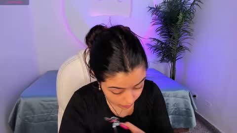 Ariana  online show from December 20, 12:34 pm