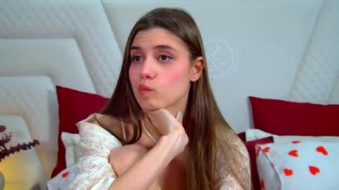 Ariana online show from March 26, 8:25 pm