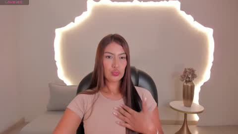 Ariana Dumont online show from June 20, 11:27 am