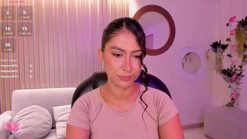 Ariana Dumont online show from October 11, 11:59 am