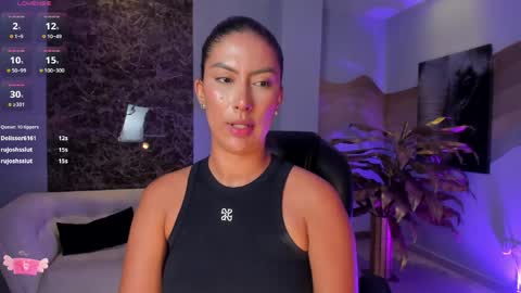 Ariana Dumont online show from April 2, 1:51 pm