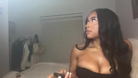 arianasiren online show from November 13, 3:31 am