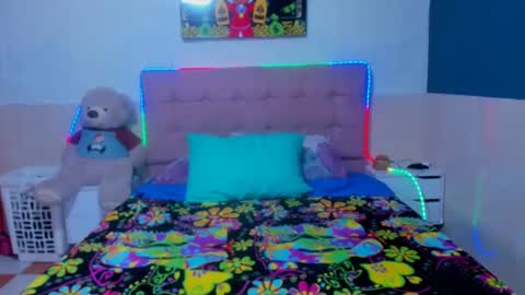 Snapshot of arianna_hot777 chatting on September 12, 1:51 am arianna_hot777 online show from September 12, 1:51 am