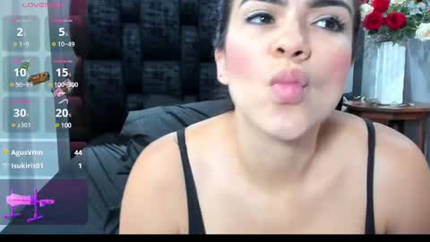 Snapshot of arianna_jones1 chatting on February 25, 5:08 am ---Arianna--- online show from February 25, 5:08 am