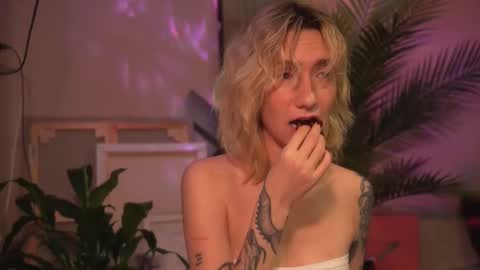 Olivka online show from October 2, 6:01 am