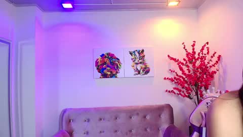 arianna_sweeet online show from February 7, 9:26 am