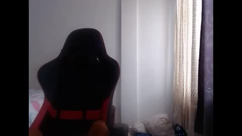 Snapshot of ariannaloovel chatting on March 5, 6:12 pm ariannaloovel online show from March 5, 6:12 pm