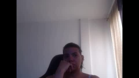 Snapshot of ariannaloovel chatting on January 7, 3:33 pm ariannaloovel online show from January 7, 3:33 pm
