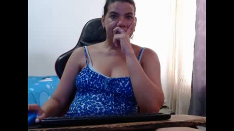 Snapshot of ariannaloovel chatting on February 13, 4:28 pm ariannaloovel online show from February 13, 4:28 pm