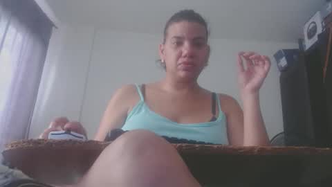 ariannaloovel online show from February 11, 7:50 pm