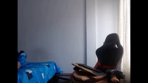 Snapshot of ariannaloovel chatting on February 6, 6:02 pm ariannaloovel online show from February 6, 6:02 pm