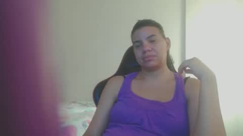 Snapshot of ariannaloovel chatting on March 12, 6:11 pm ariannaloovel online show from March 12, 6:11 pm