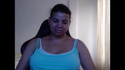 Snapshot of ariannaloovel chatting on December 24, 5:55 pm ariannaloovel online show from December 24, 5:55 pm