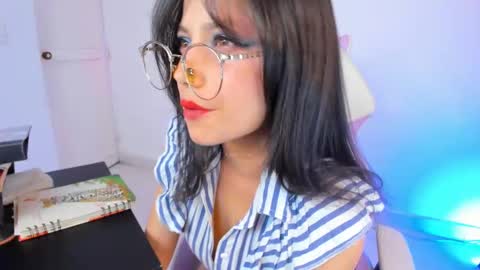 Snapshot of ariarouse chatting on September 10, 11:50 pm Arianna Rouse online show from September 10, 11:50 pm