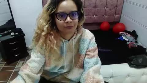 ariasmithog online show from February 24, 3:02 am