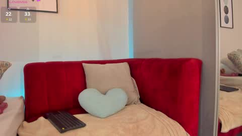 Aria online show from May 23, 3:35 am