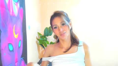 Snapshot of ariba_aribats chatting on February 4, 10:02 pm VAL online show from February 4, 10:02 pm