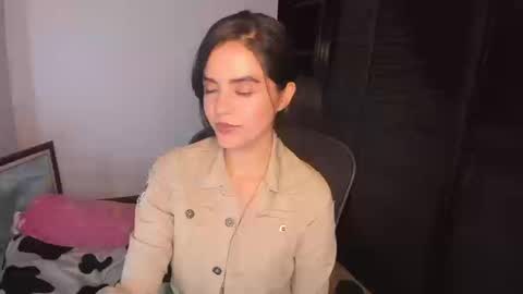 Snapshot of ariel_pinkdiamond chatting on September 11, 9:05 pm Ariel Pink Diamond online show from September 11, 9:05 pm