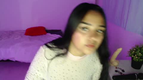 Snapshot of ariel_princess02 chatting on December 14, 3:50 am daniella online show from December 14, 3:50 am