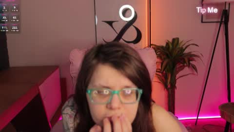 Ariell Mini online show from March 25, 1:07 pm