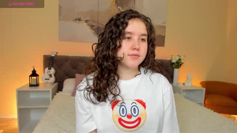Snapshot of ariella_sol chatting on February 3, 1:09 am Ariella GTM3 Tue Wed Thu Fri Sat 0400 am-1030pm online show from February 3, 1:09 am