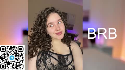 Snapshot of ariella_sol chatting on December 26, 3:49 am Ariella GTM3 Tue Wed Thu Fri Sat 0400 am-1030pm online show from December 26, 3:49 am