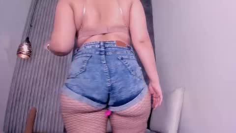 Ariel  online show from October 11, 4:39 am