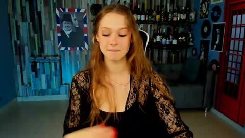 Snapshot of arielsykes chatting on September 19, 6:55 pm arielsykes online show from September 19, 6:55 pm