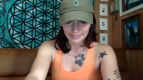 Snapshot of arielwyld chatting on January 17, 4:57 pm ariel colin when hes here online show from January 17, 4:57 pm