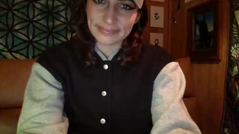 Snapshot of arielwyld chatting on January 18, 11:00 pm ariel colin when hes here online show from January 18, 11:00 pm